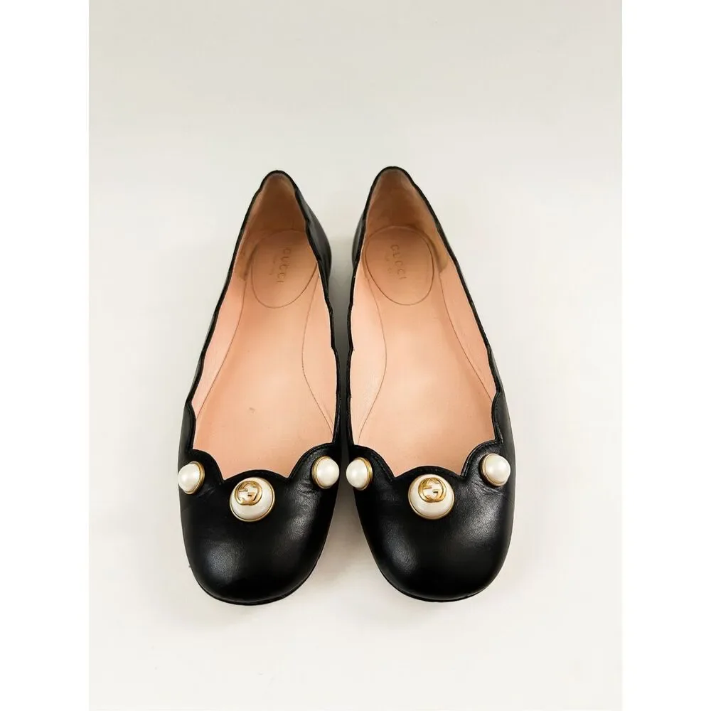Gucci Black Scalloped Pearl-Embellished Leather Flats